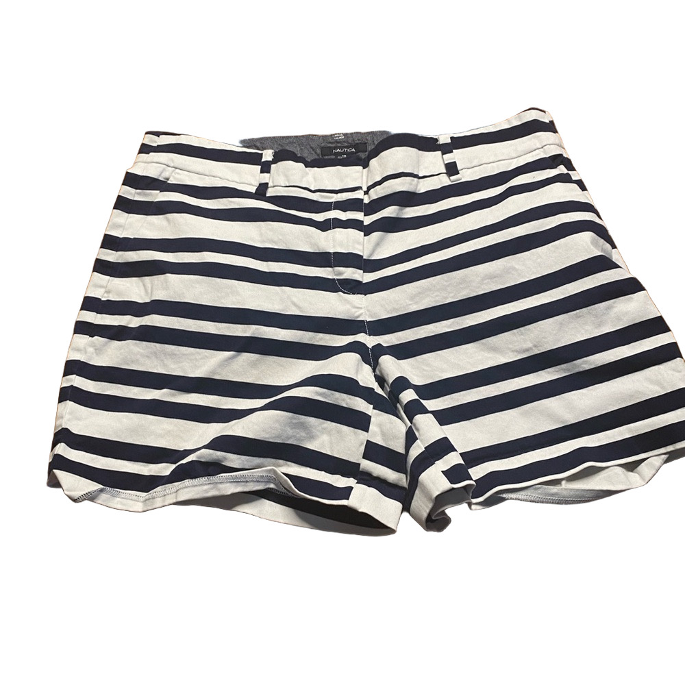 Nautica Women’s striped shorts - size 10